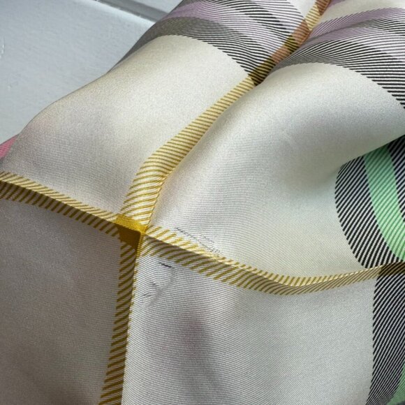 BNWT - Neckerchief with FRAAS Plaid made of pure silk - minor defect - Picture 5 of 5